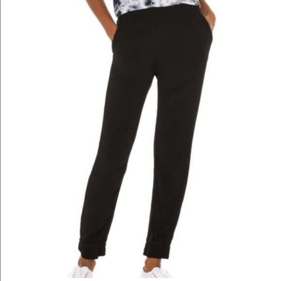 Monrow Pants - Monrow Black Crepe Rayon Joggers